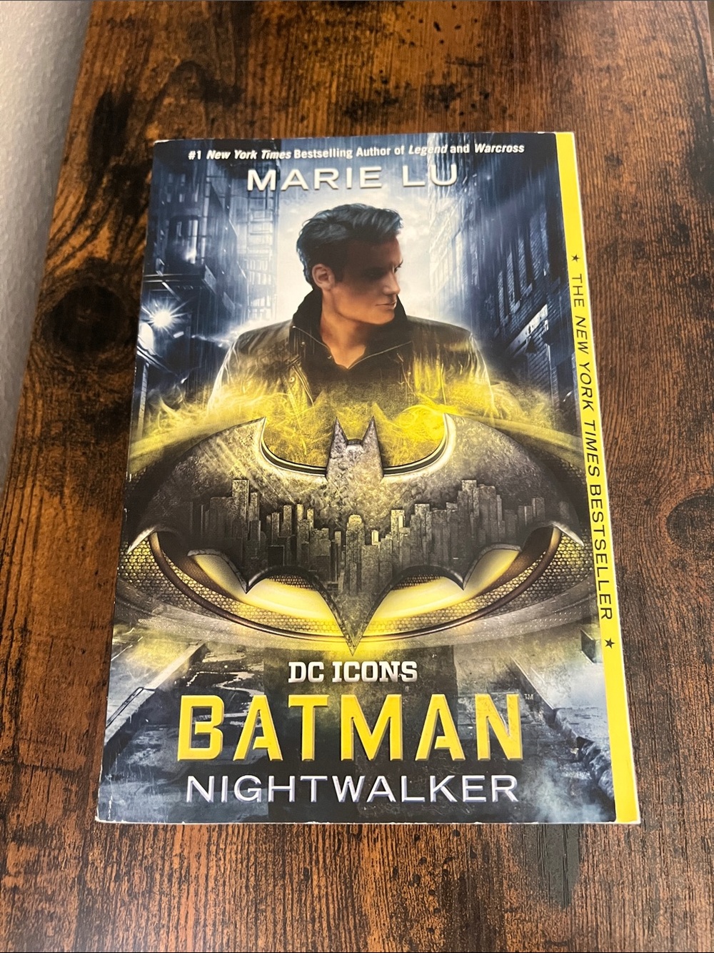 DC Icons Batman Book NightWalker Marie Lu Superhero